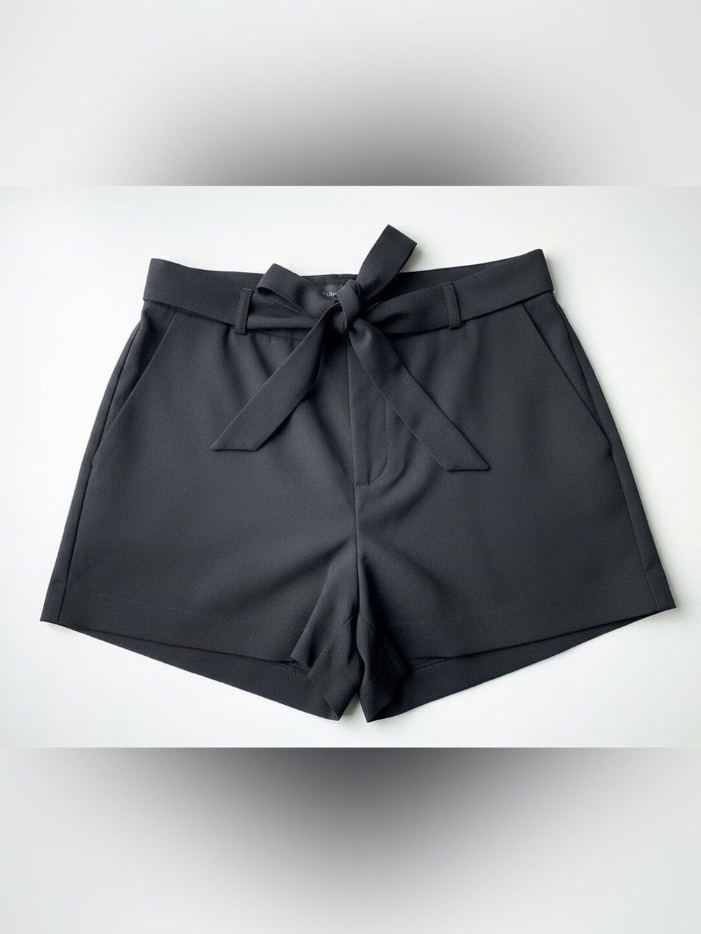 #111~ Banana Republic Tie-Waist Black Women’s Shorts